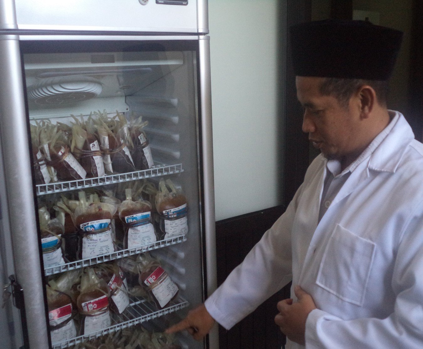 RAMADHAN DAN JELANG LEBARAN STOCK DARAH AMAN